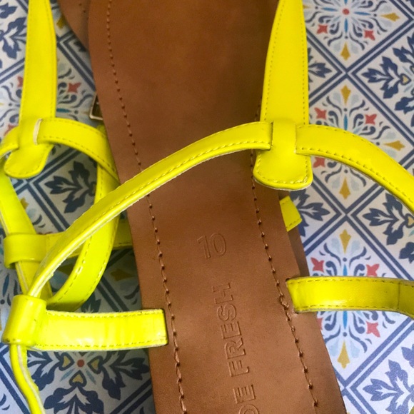 Slippers - Picture 6 of 6